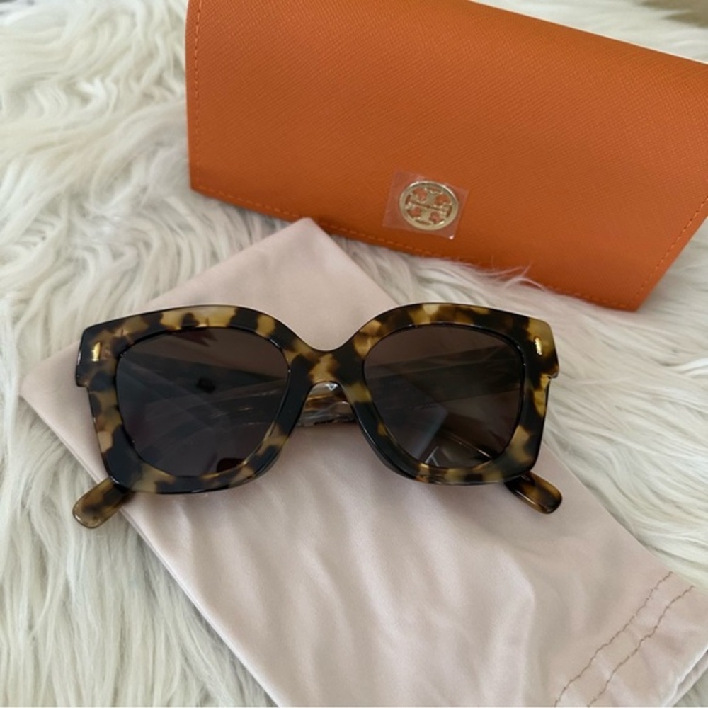 Tory Burch 49mm Irregular Cat Eye Sunglasses